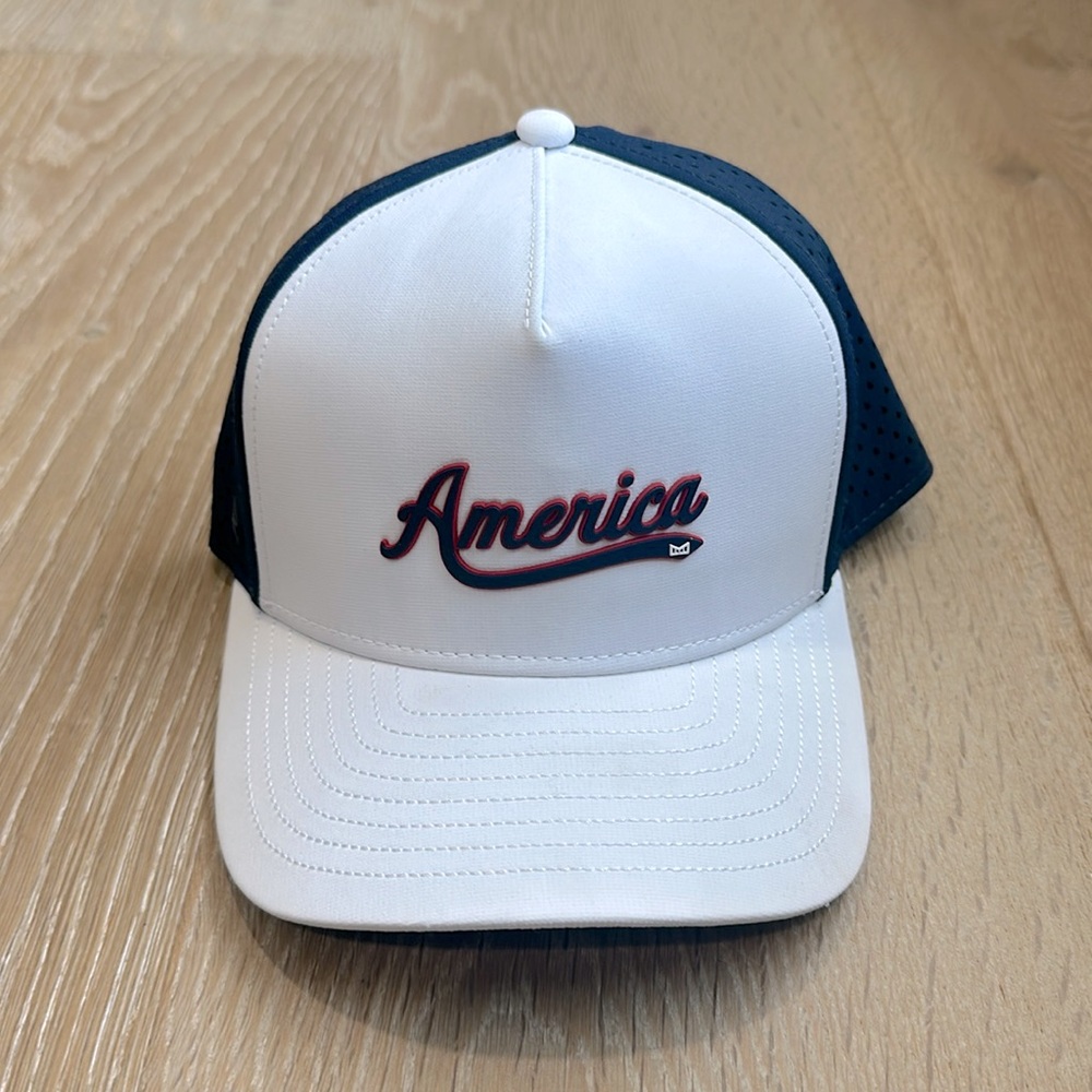 Melin hat
